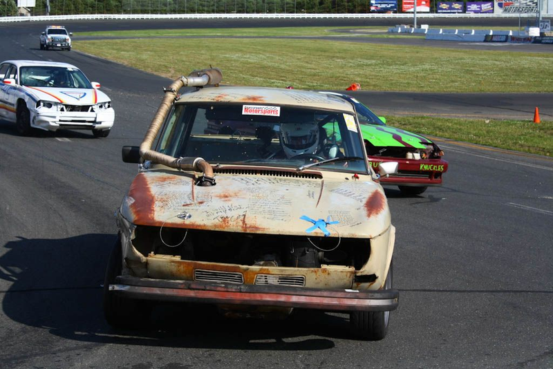 Illustration for article titled The 24 Hours Of LeMons New England 2009 Über Gallery, Part 2